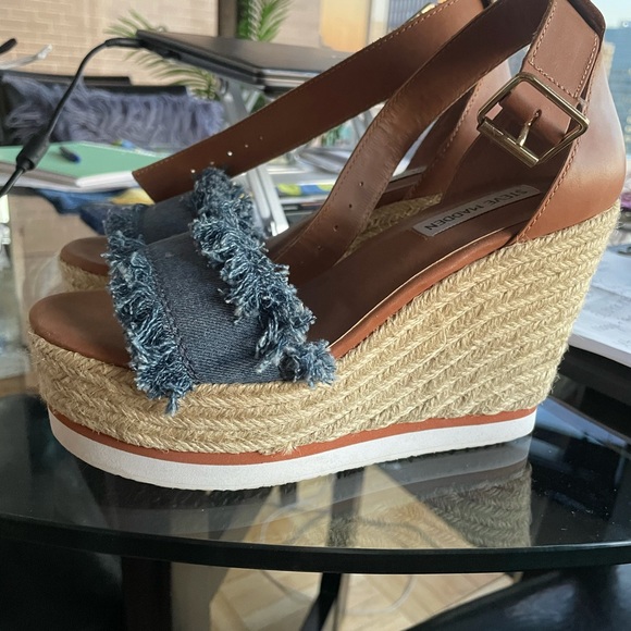 Steve Madden Wedges - Picture 3 of 3